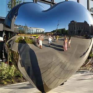 Mirror heart sculpture 