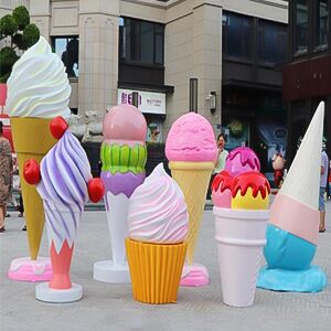 Ice cream sculpture