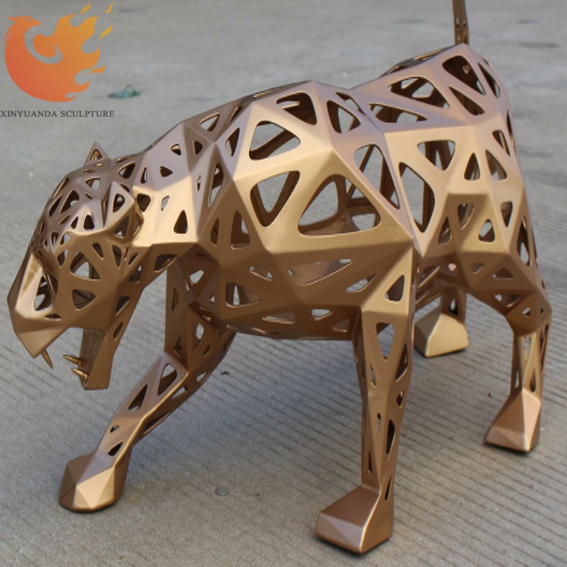 Stainless steel hollow leopard sculpture 