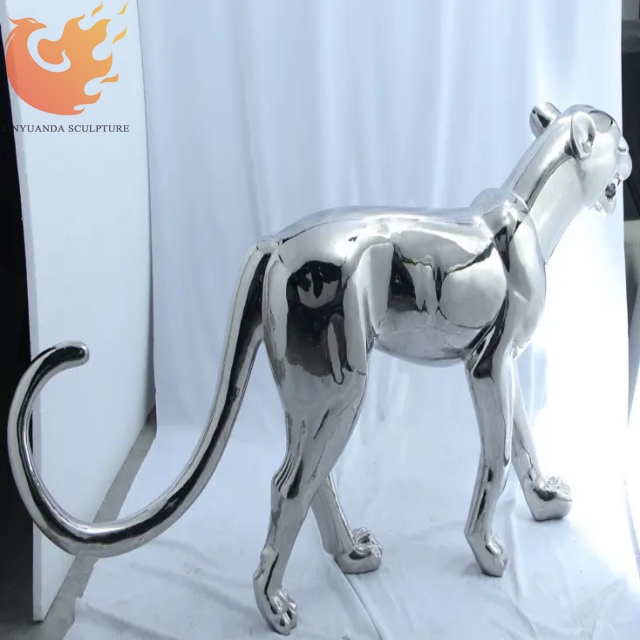 Stainless steel mirror leopard sculpture 